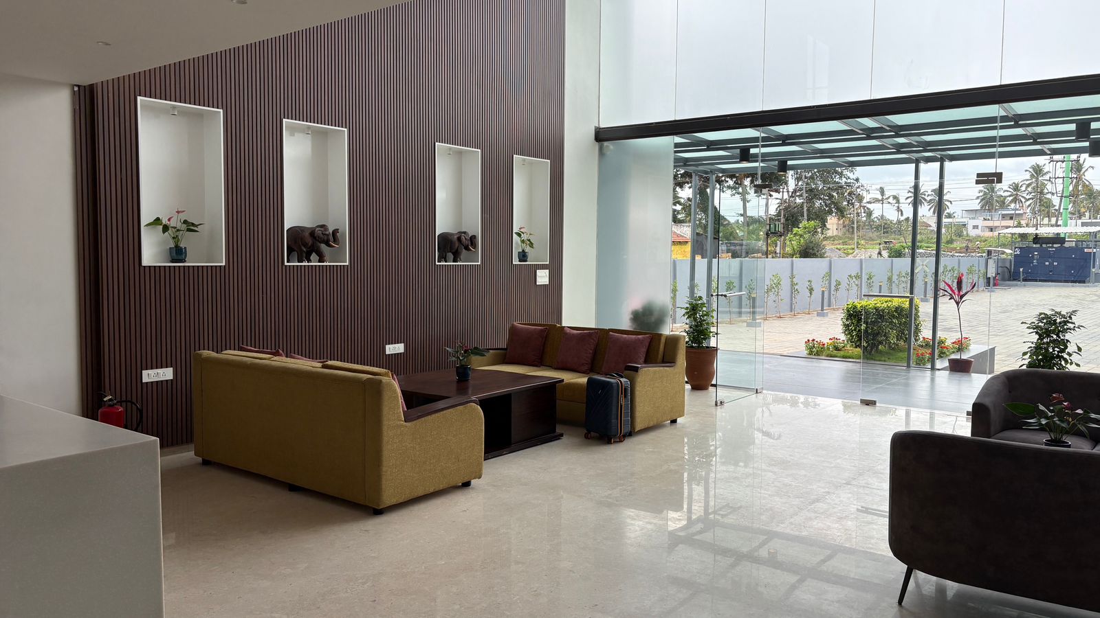 Lobby lounge seating